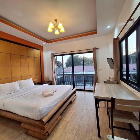 Kan Home Hotel Канчанабури Екстериор снимка