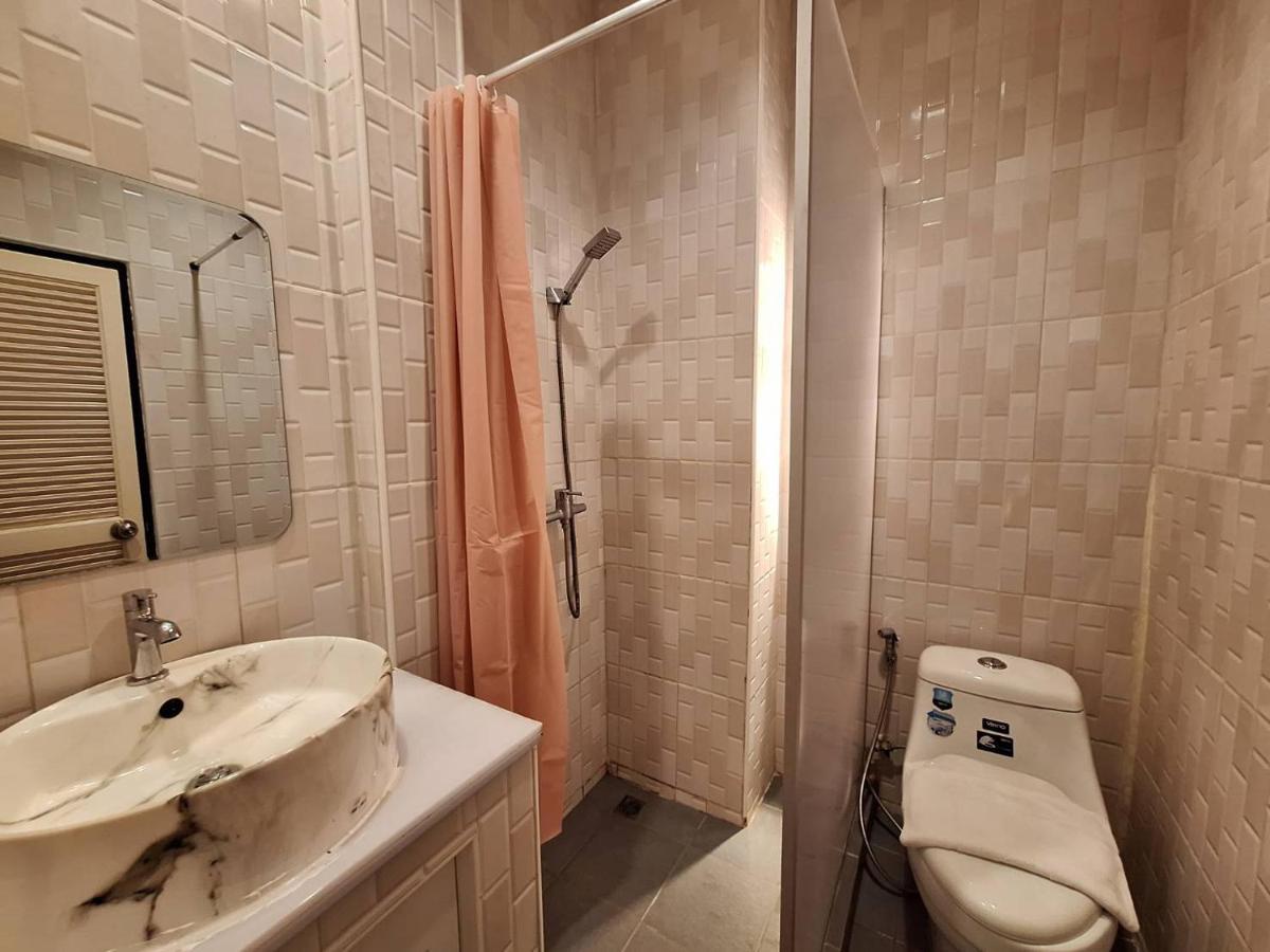 Kan Home Hotel Канчанабури Екстериор снимка