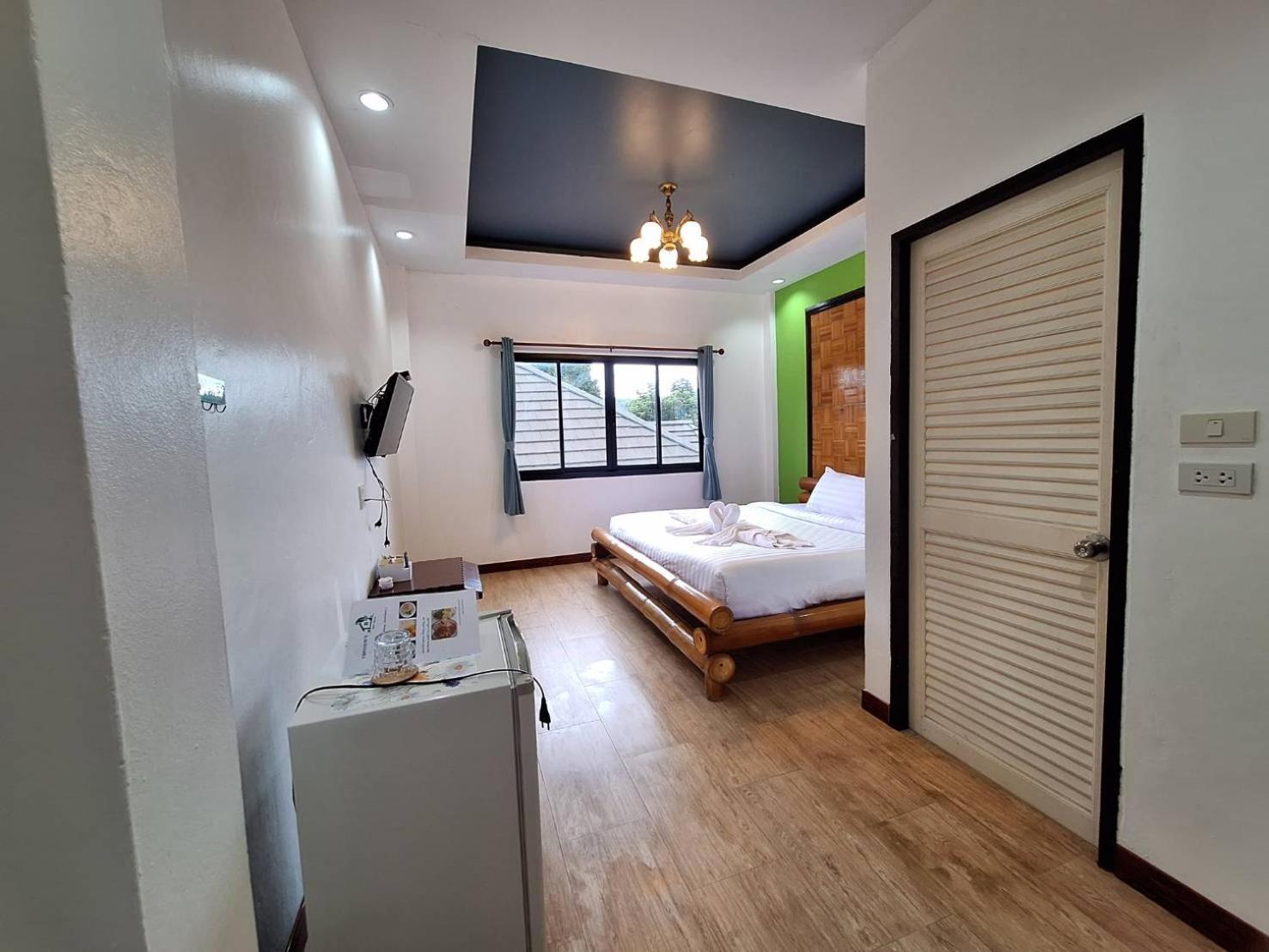 Kan Home Hotel Канчанабури Екстериор снимка