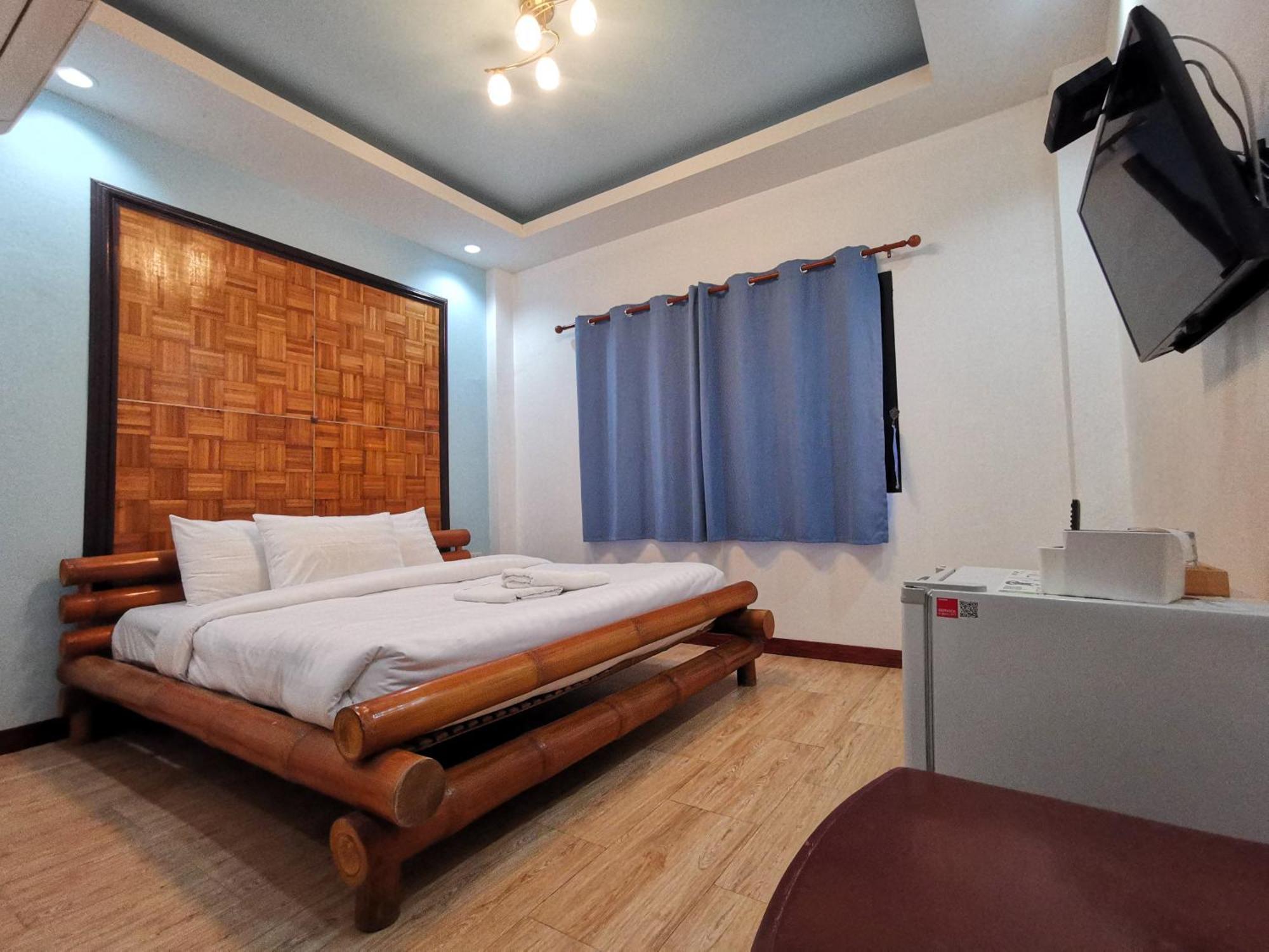 Kan Home Hotel Канчанабури Екстериор снимка